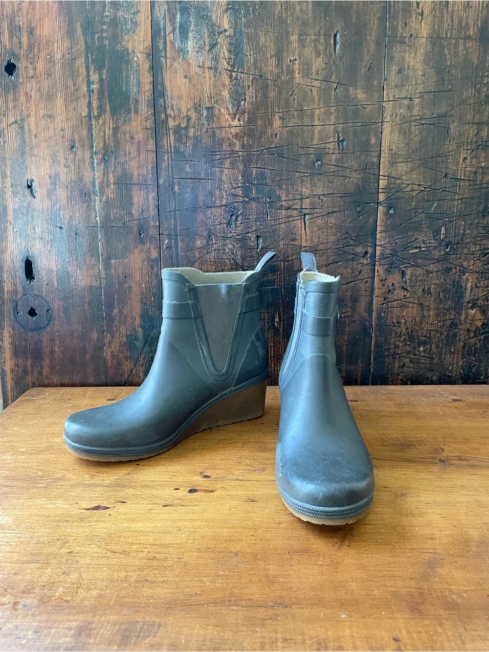 Tretorn Plask Mid Gray Wedge Rain Boots Size 7.5